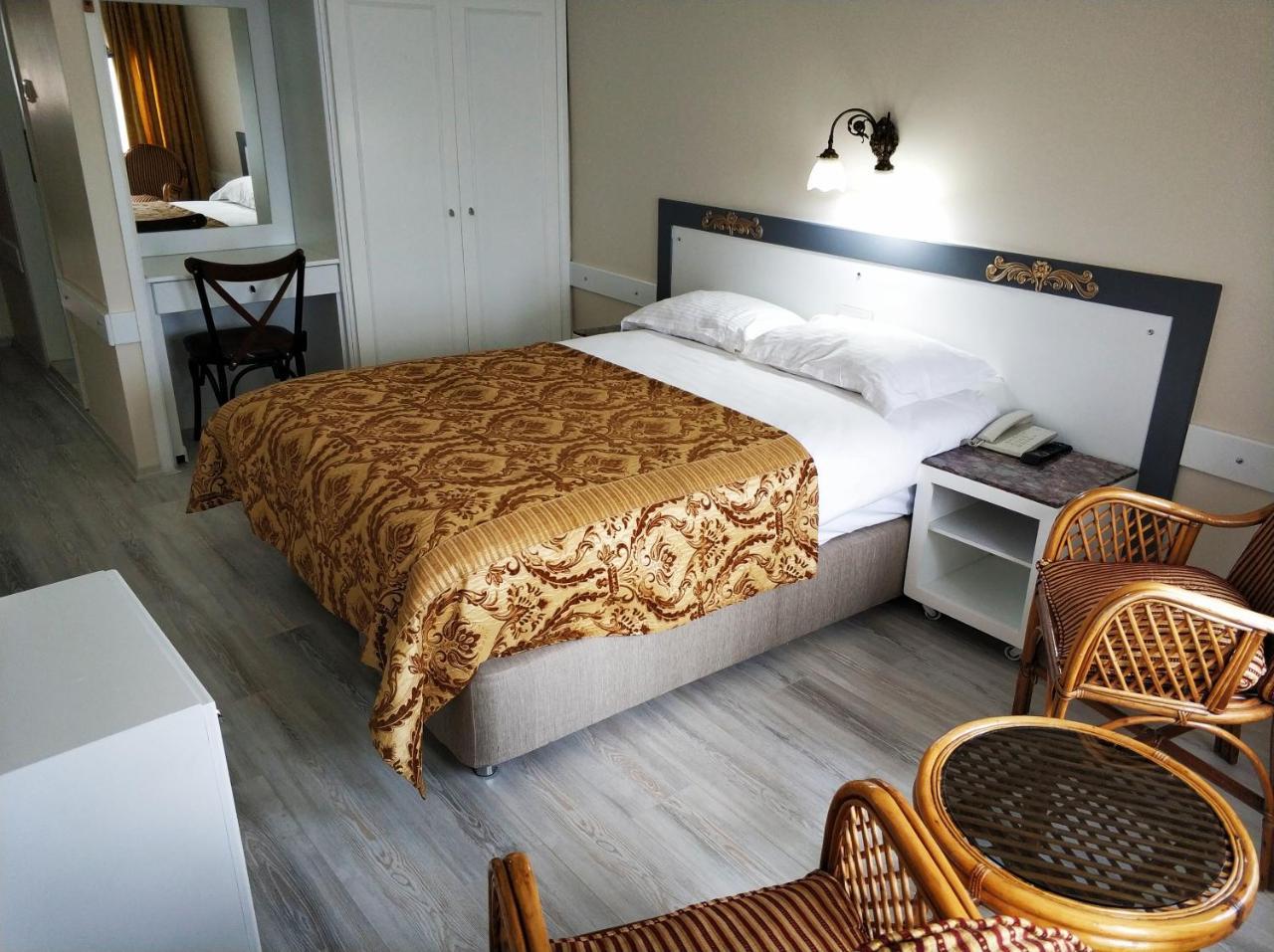 Hali Hotel Istambul Exterior foto